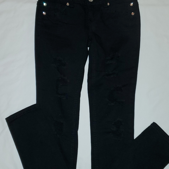 BINGO JEANS, SIZE 1, BLACK, SHREDDED LEGS, LIKE NEW, GOTHIC, ROCK & ROLL - Picture 2 of 6